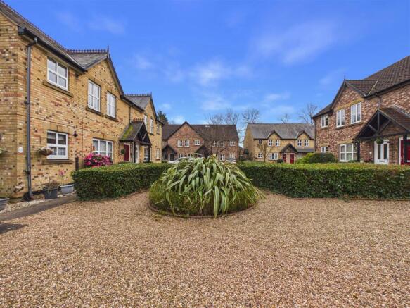 2 bed Not Specified for sale Image 11