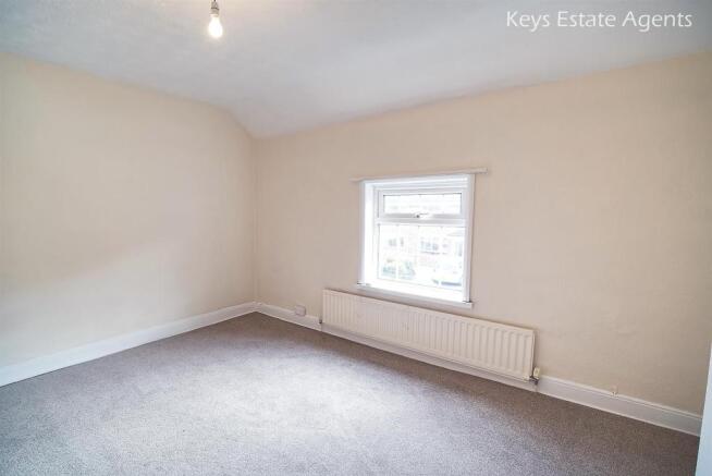 Bedroom ang2.jpg