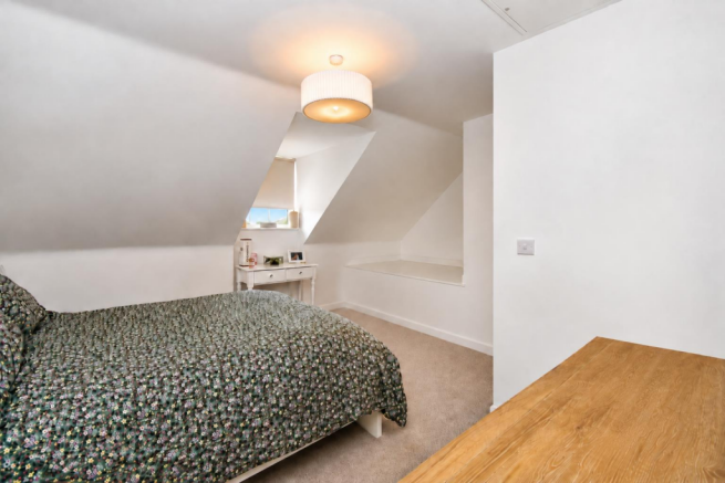 3 bed Semi-Detached for sale Image 12