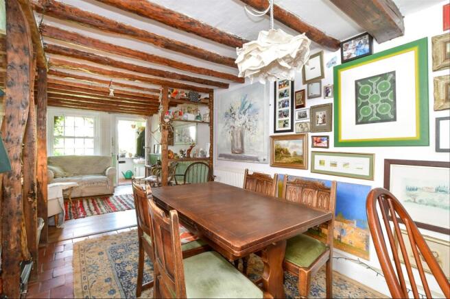 Lounge/Dining Room