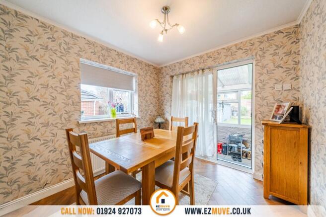 3 bed Semi-Detached Bungalow for sale Image 9