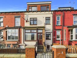 17, St Hildas Mount, Cross Green, Leeds LS9 0BY