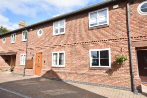8, The Courtyard, Willaston, Neston CH64 2UT