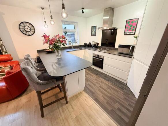 Open Plan Kitchen & Sitting Room