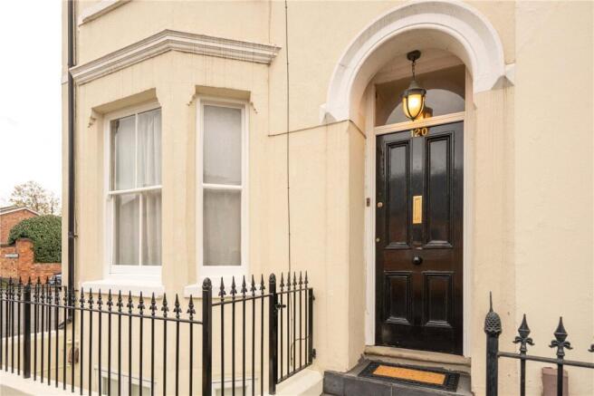 Plymouth Place, Leamington Spa, Warwickshire, CV31 photo 4