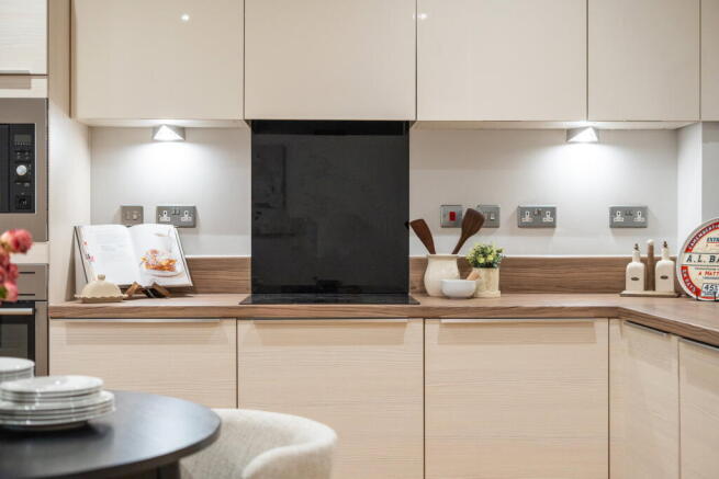 2 bed Apartment for sale Image 6