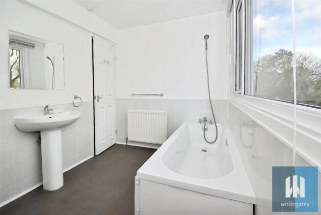 3 bed Bungalow to rent Image 12