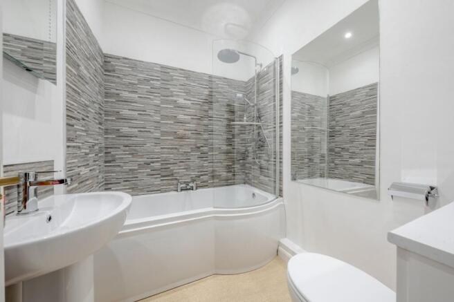 1 bed Flat for sale Image 9