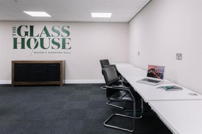 2 bed Apartment for sale Image 10