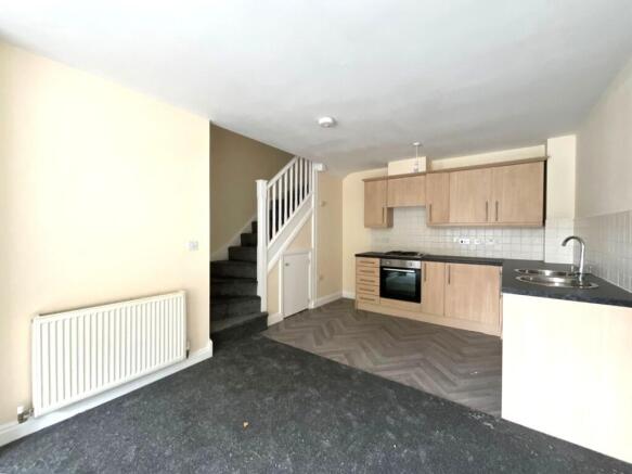 1 bed Semi-Detached to rent in balby
