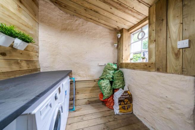 Outbuilding utlity room