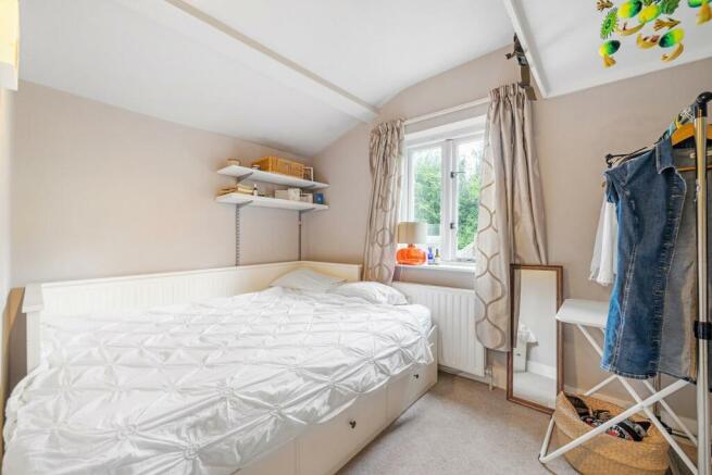 Bedroom 4.jpg