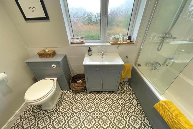 Family bathroom
