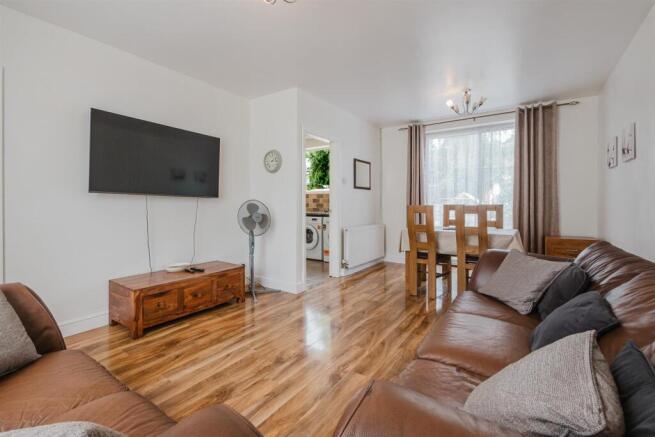 Lounge / Dining room