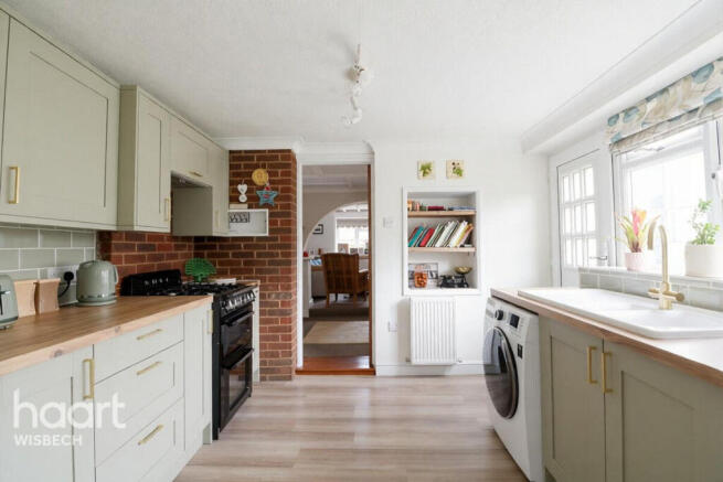 Gorefield Road, Leverington photo 4