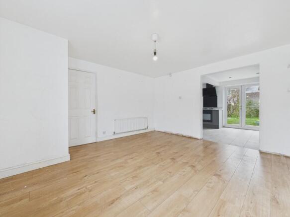 CAM04273G0-PR0119...