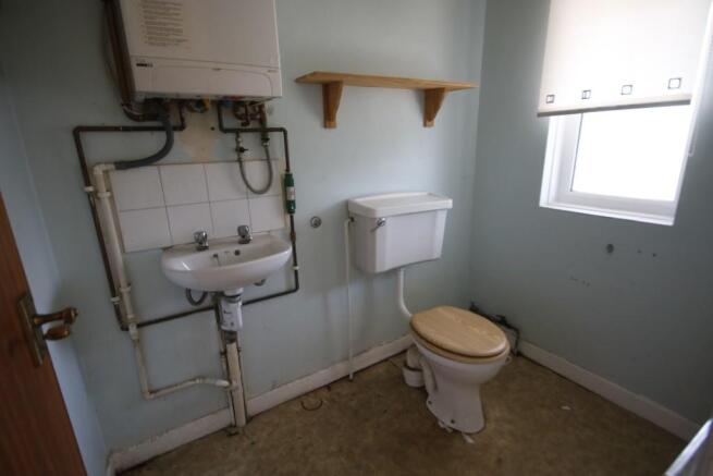 Separate Cloakroom