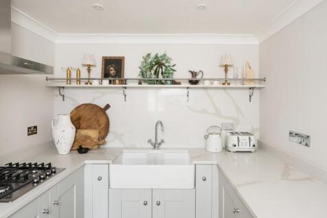 Chesterton House, Chesterton Lane, Cirencester, Gloucestershire, GL7