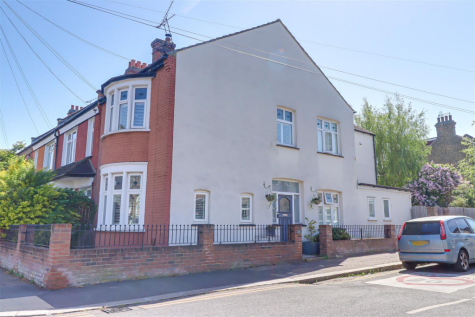Glendale Gardens, Leigh-On-Sea