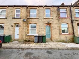 6, Briggs Street, Queensbury, Bradford BD13 2EW