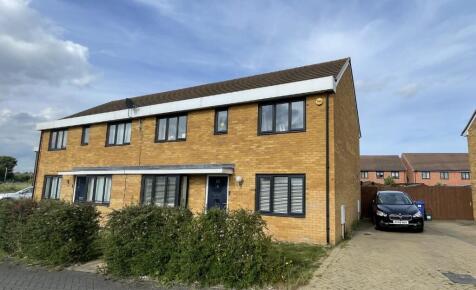 Pipit Close, East Tilbury, RM18