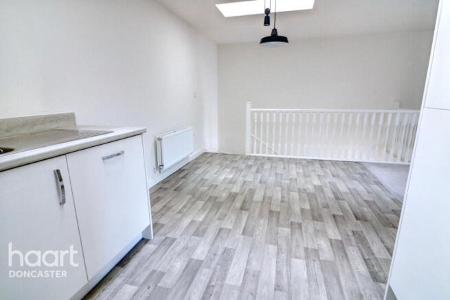 2 bed Coach House for sale Image 6