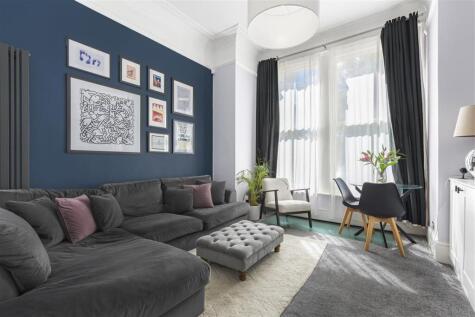 West Hill, SW15