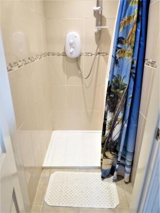 En-Suite Shower