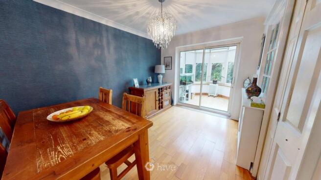 4 bed Detached for sale Image 7