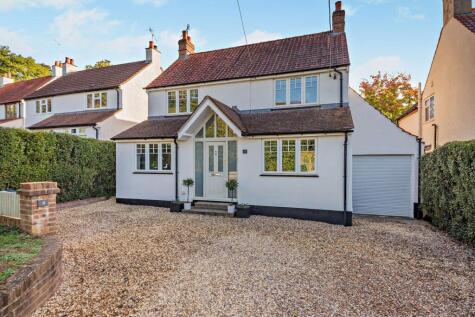 Valley Lane, Lower Bourne, Farnham, Surrey