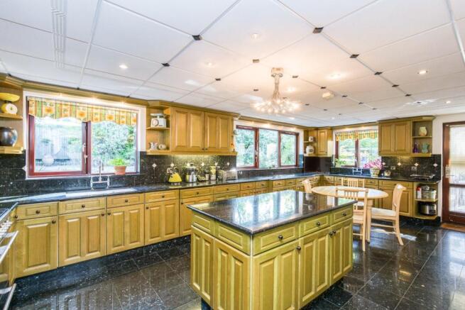 Kitchen/breakfast ro