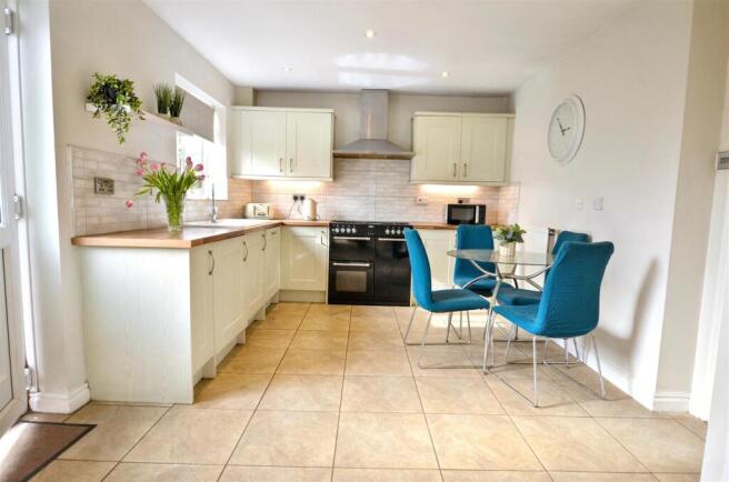 Kitchen & Family Room