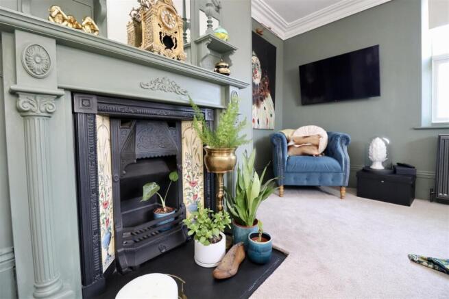 2 bed Semi-Detached for sale Image 9