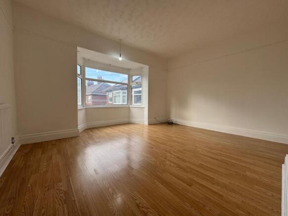 3 bed End of Terrace to rent Image 5