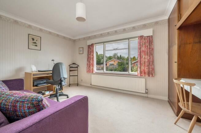 BEDROOM 4