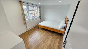 20, Wakefield Gardens, Cranbrook, Ilford IG1 3SJ