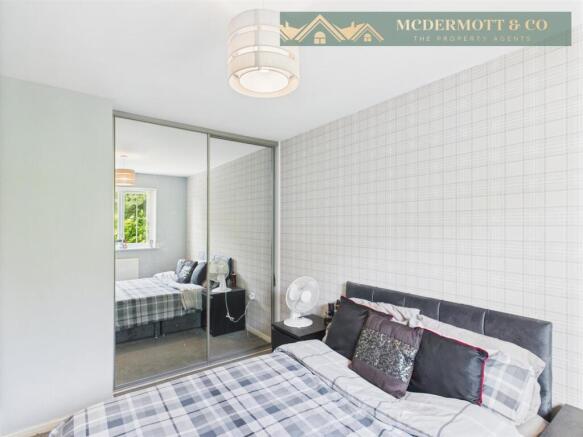 3 bed Semi-Detached for sale Image 11