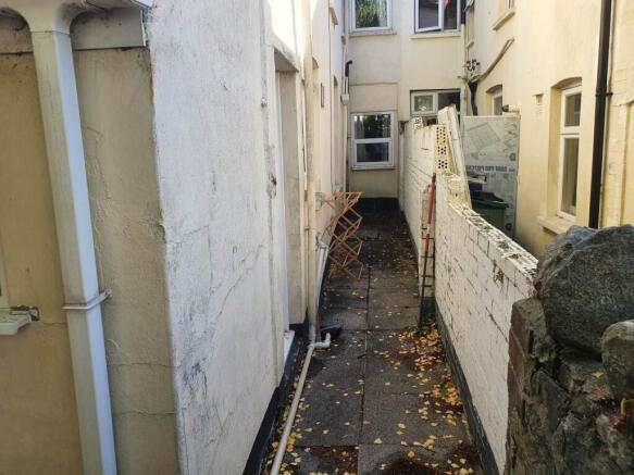 Rear garden (2)