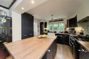 1, Park Road, Hailsham BN27 1PB