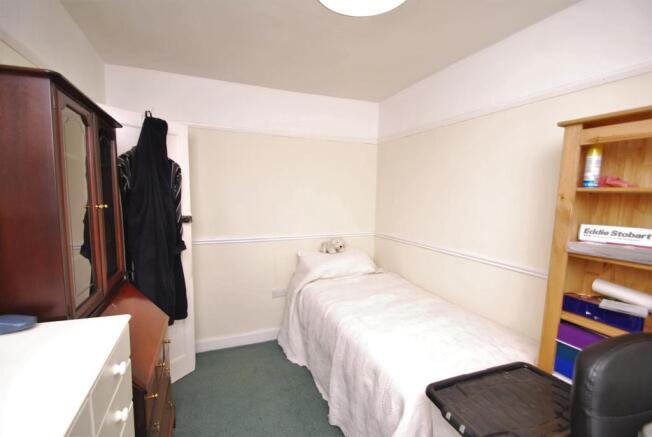 47 Bates Lane Bed 2.JPG
