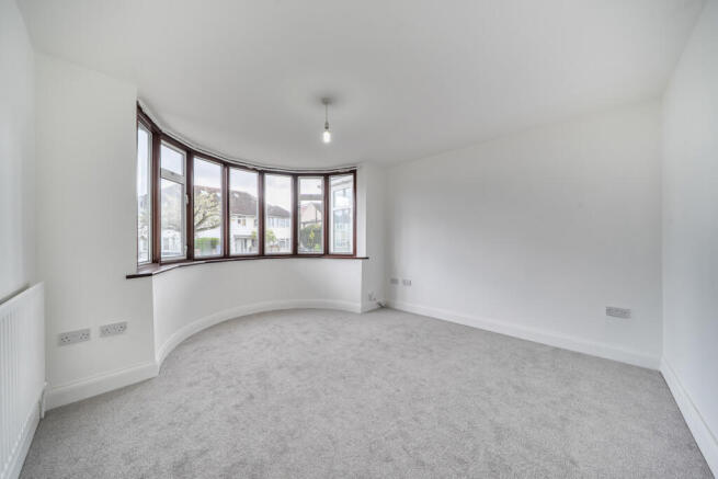 1446385-9-69df97a...