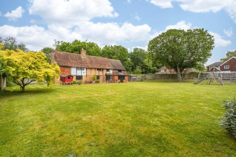 Meldrum Close, Oxted, RH8