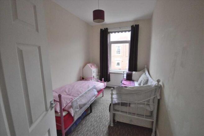 BEDROOM 2
