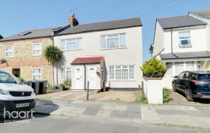 76a, Nursery Road, London N14 5QH