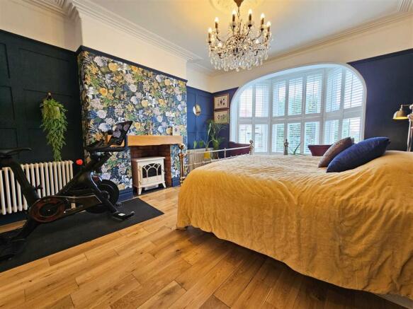BEDROOM SUITE ONE