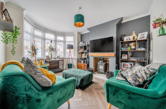 1380176-1-6911ff8...