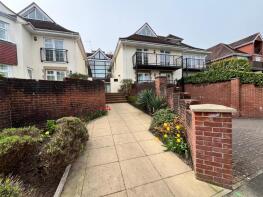 Flat 4, 88 Penn Hill Court, Penn Hill Avenue, Poole BH14 9NA