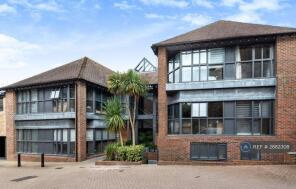 Garden Apartment, Capitol House, Old Station Approach, Winchester SO23 0AL