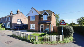 77 September Cottage, High Street, Great Missenden HP16 9EJ