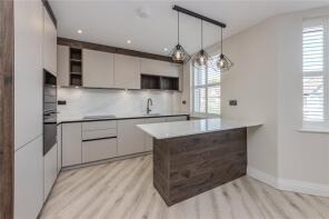Flat 1, 45, Hale Grove Gardens, Mill Hill, London NW7 3LT